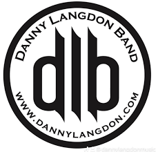 Pindar Vineyards hosts live music with the Danny Langdon Band during a vibrant outdoor event.