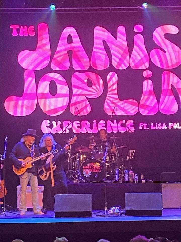 Live music performance of Janis Joplin Experience at Pindar Vineyards.